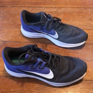 Nike downshifter running shoes